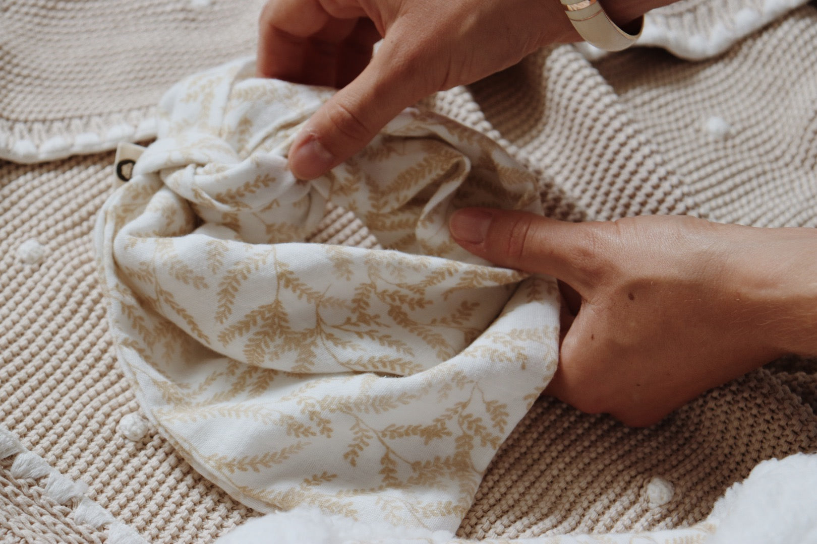 Foulard Fougère dorée