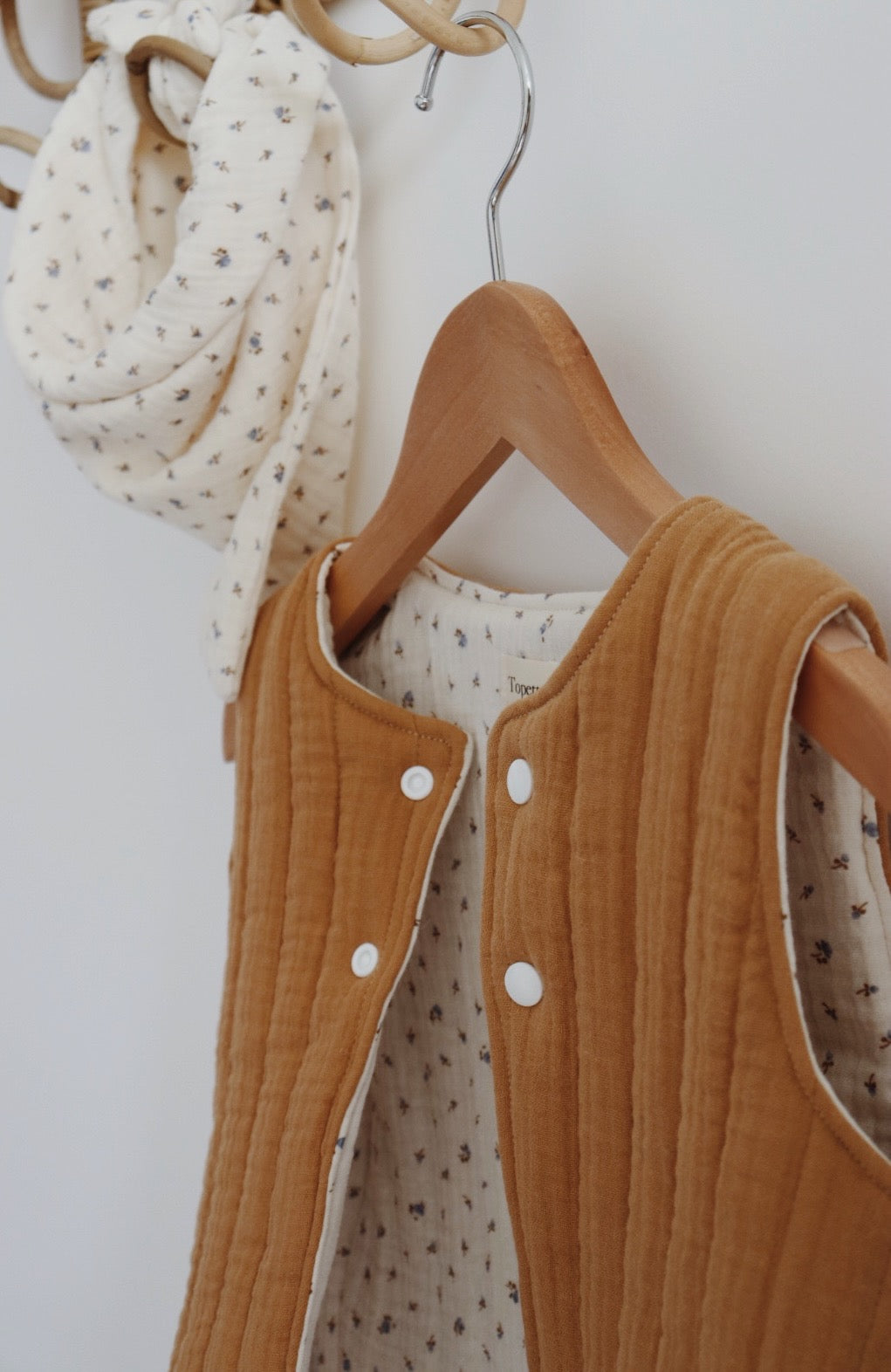 Veste matelassée sans manches Bleuet/Camel