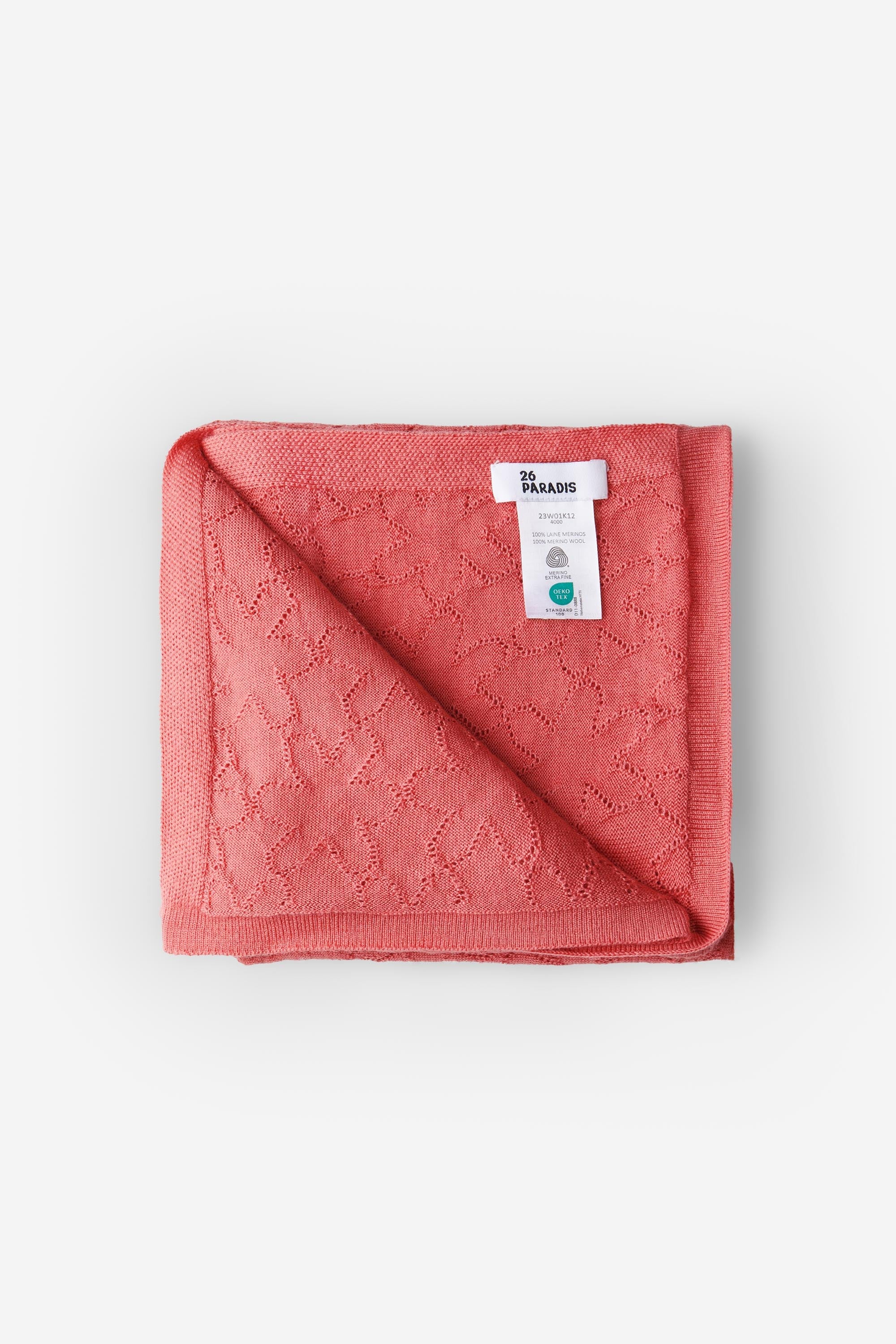 Couverture maille en merinos. avec son motif ajouré fleurs. 26 PARADIS