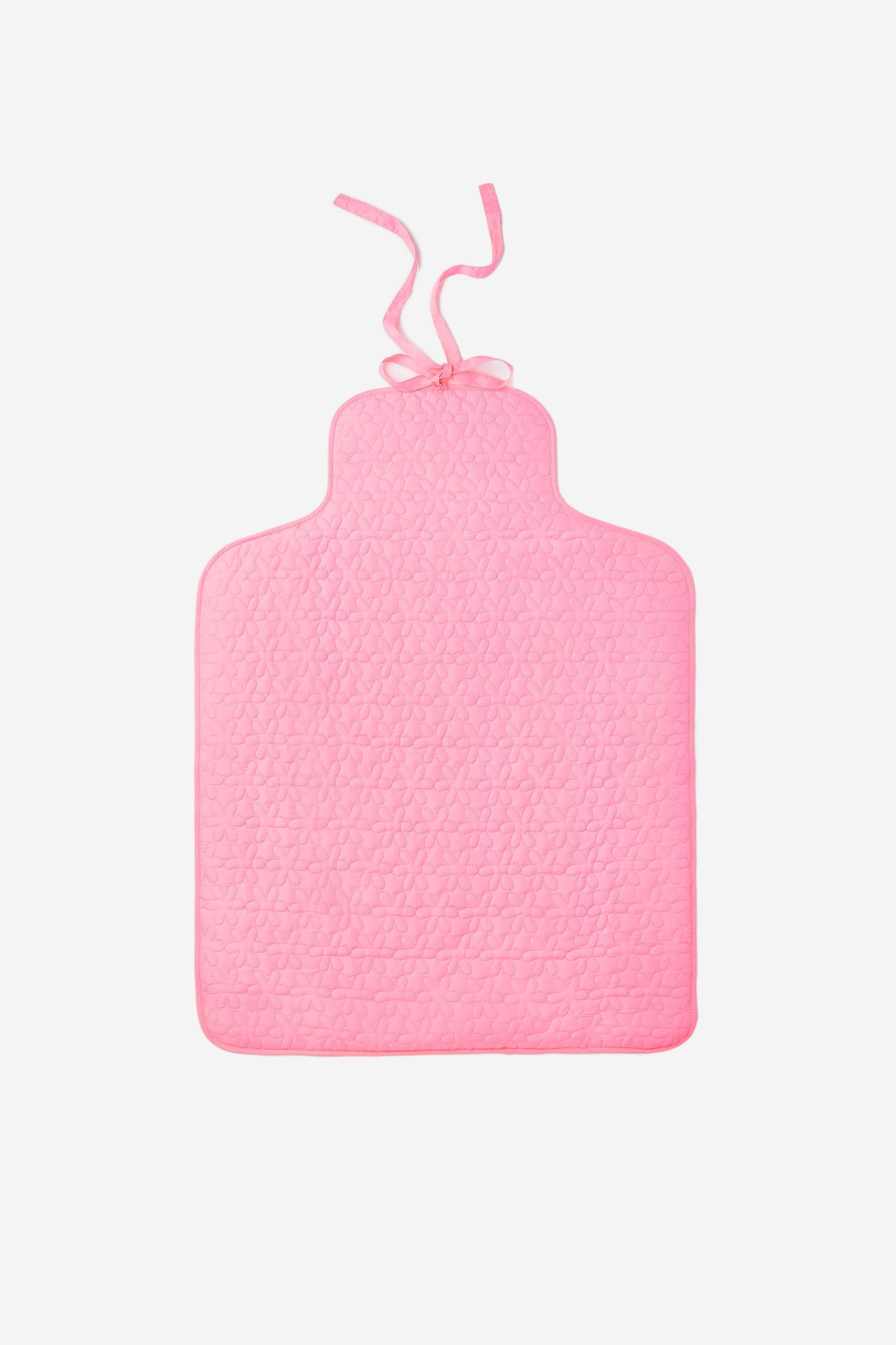 matelas à langer, coloris rose, matelassée fleurs, nylon extérieur, intérieur en coton. Lavage en machine. Pratique pour changer bébé lors des balades, cadeau de naissance pour les parents. 26 PARADIS