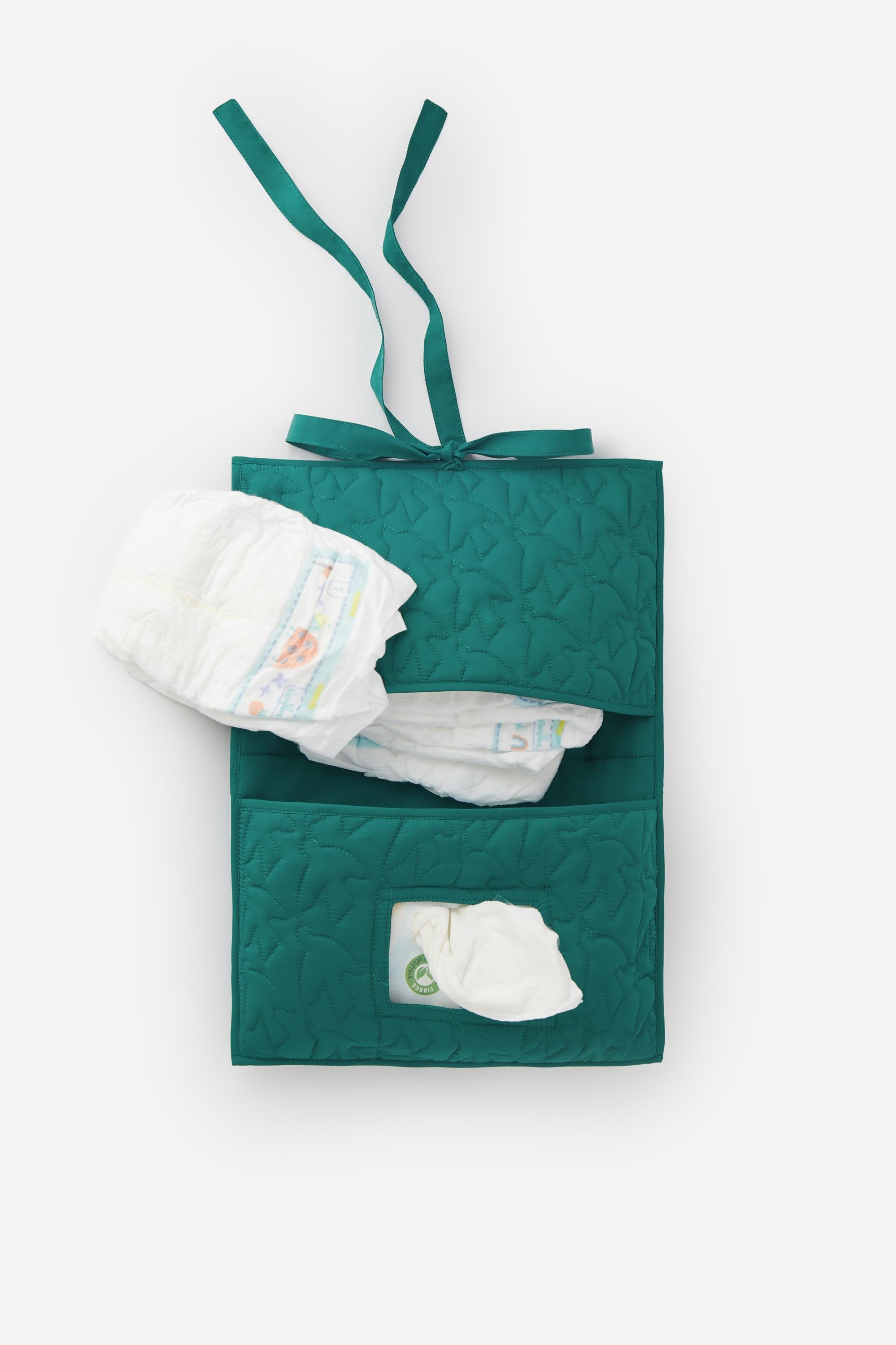 Pochette pour couches et lingettes. Nylon matelassé. Broderie. Accessoire bébé pour sac à langer. Cool et mode idéal en cadeau pour maman. 26 PARADIS