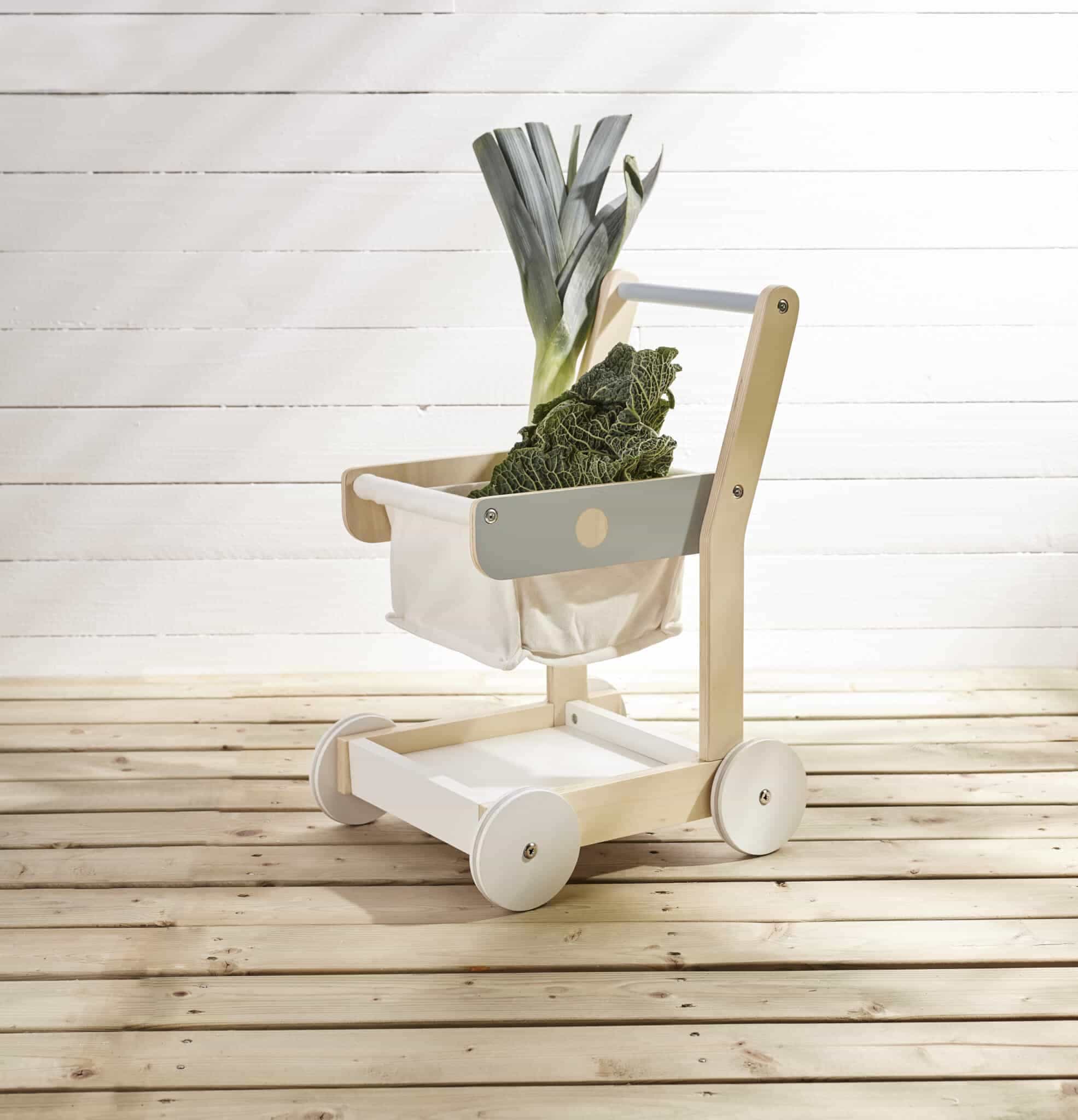 Caddie de courses en bois
