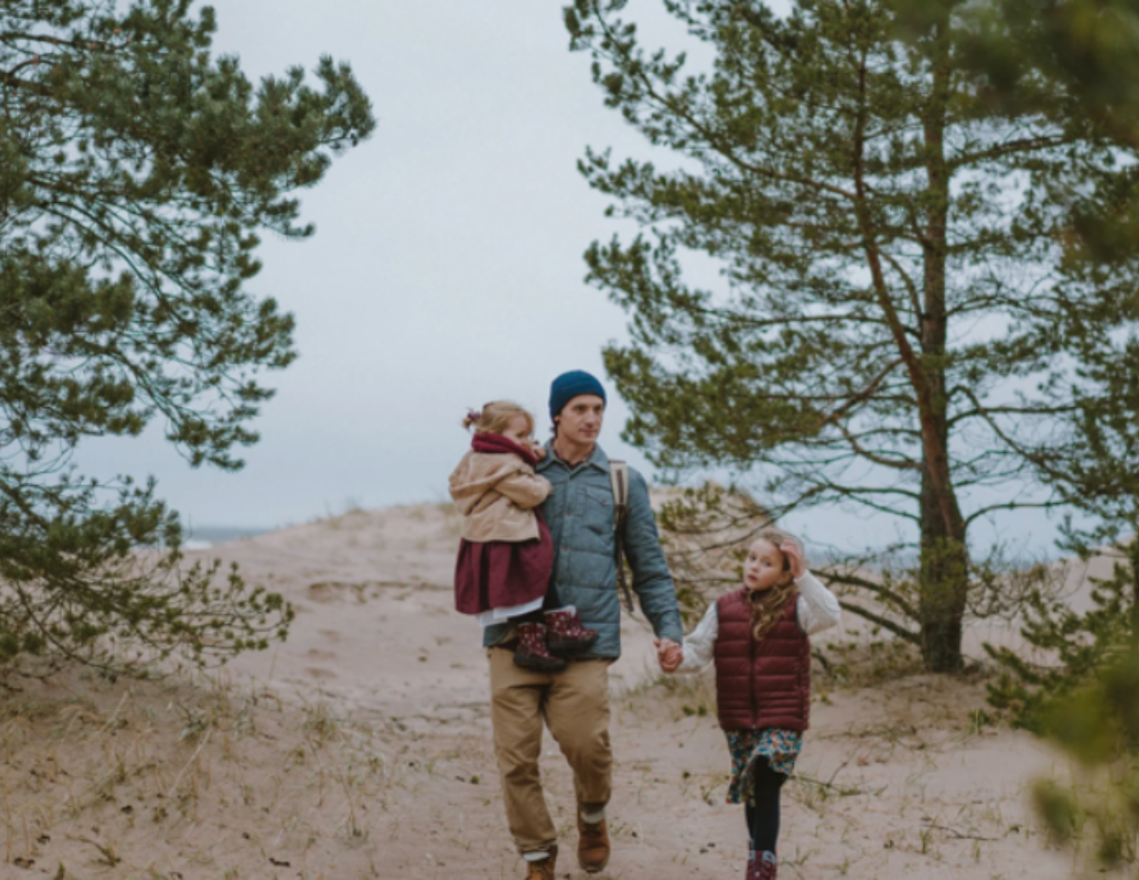 Les 3 indispensables pour partir sereinement en vacances avec votre enfant
