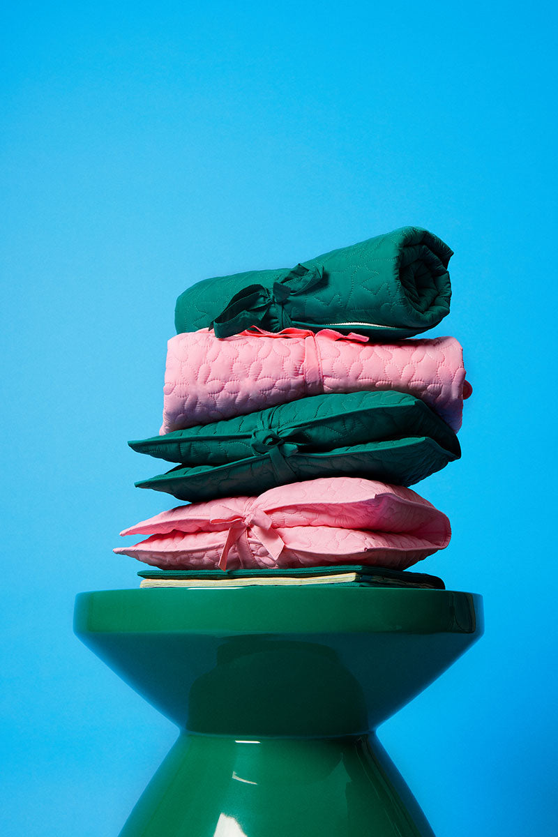 offrez la collection Nylon matelassé 26 paradis en cadeaux de naissance. Accessoires idéales pour une maman cool. Equipement pour les balades de bébé.