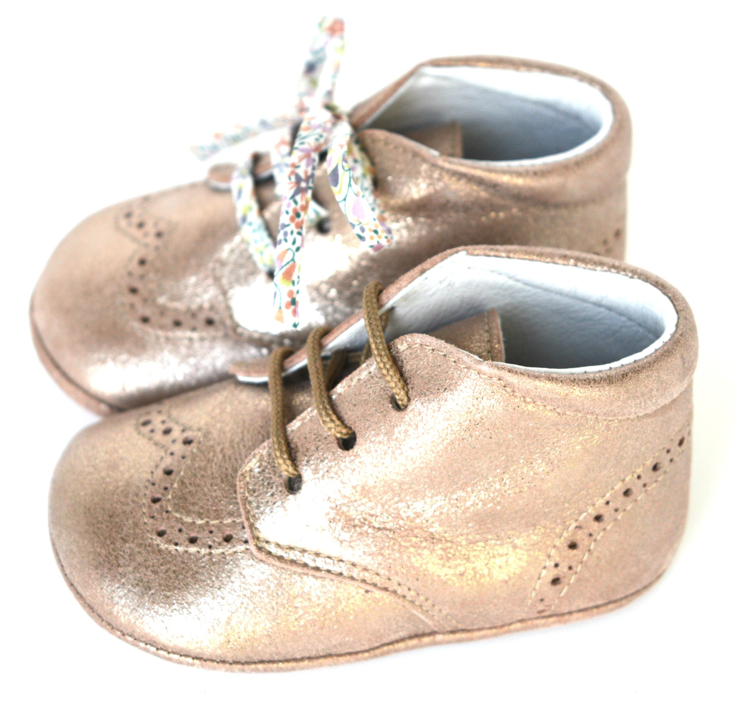 Chaussons Bébé Souples Antidérapants Fille Mini-Adonis - Cuir Nude Taupe Irise