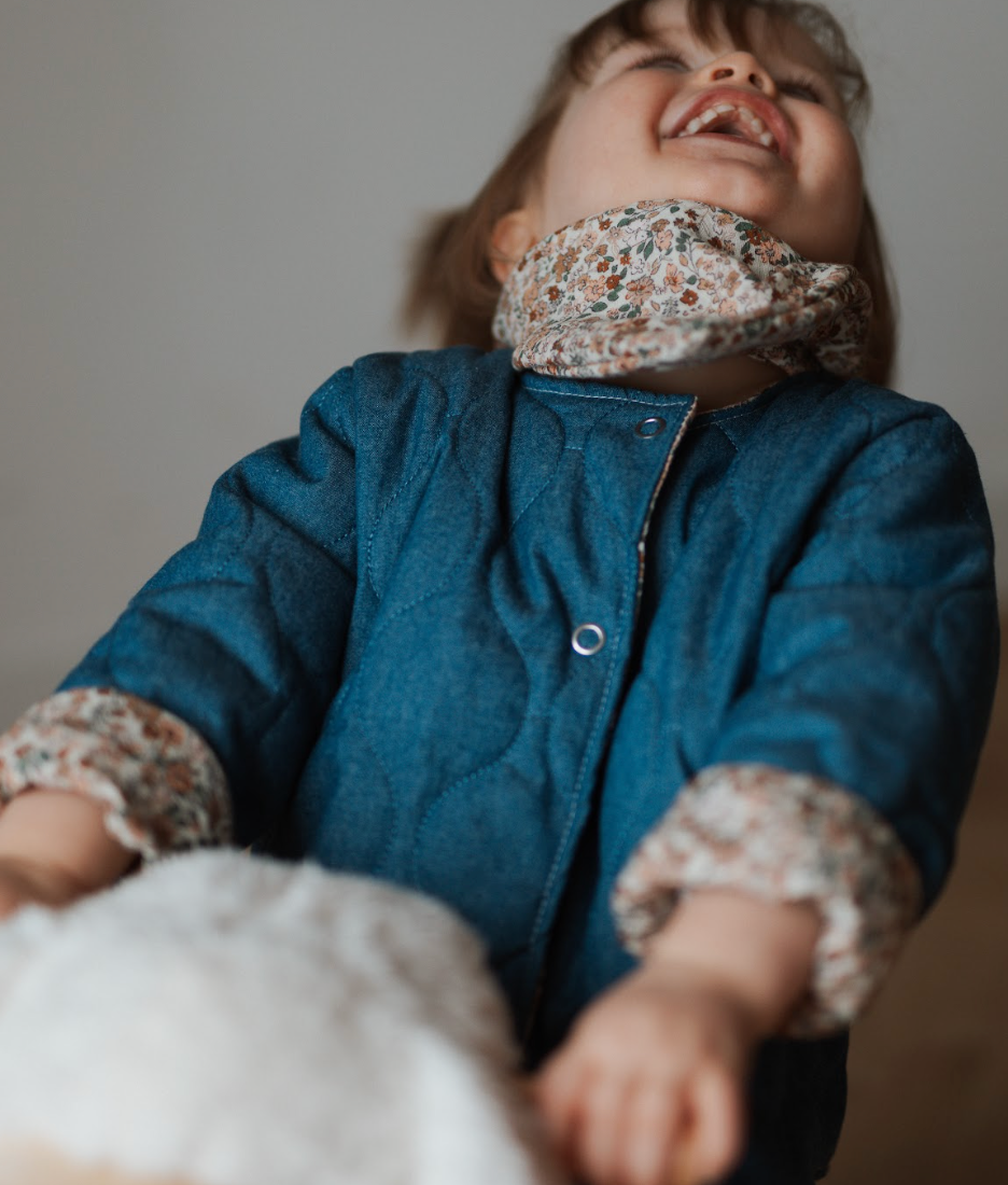 Veste matelassée avec manches Jean / Bouquet Floral